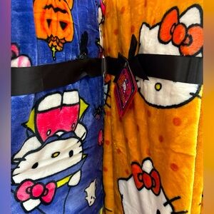 🎃2 Hello kitty Halloween Throw Blankets
